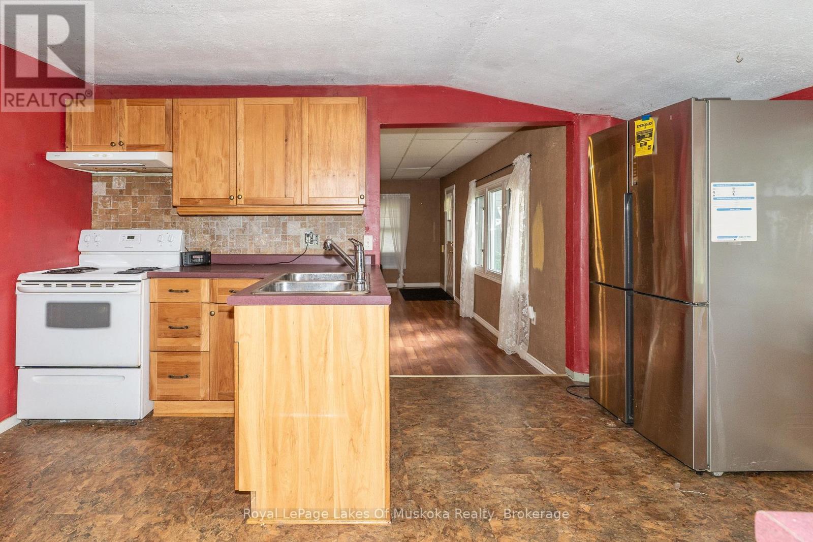 91 Beach Road, Huntsville, Ontario  P0B 1M0 - Photo 18 - X13803184