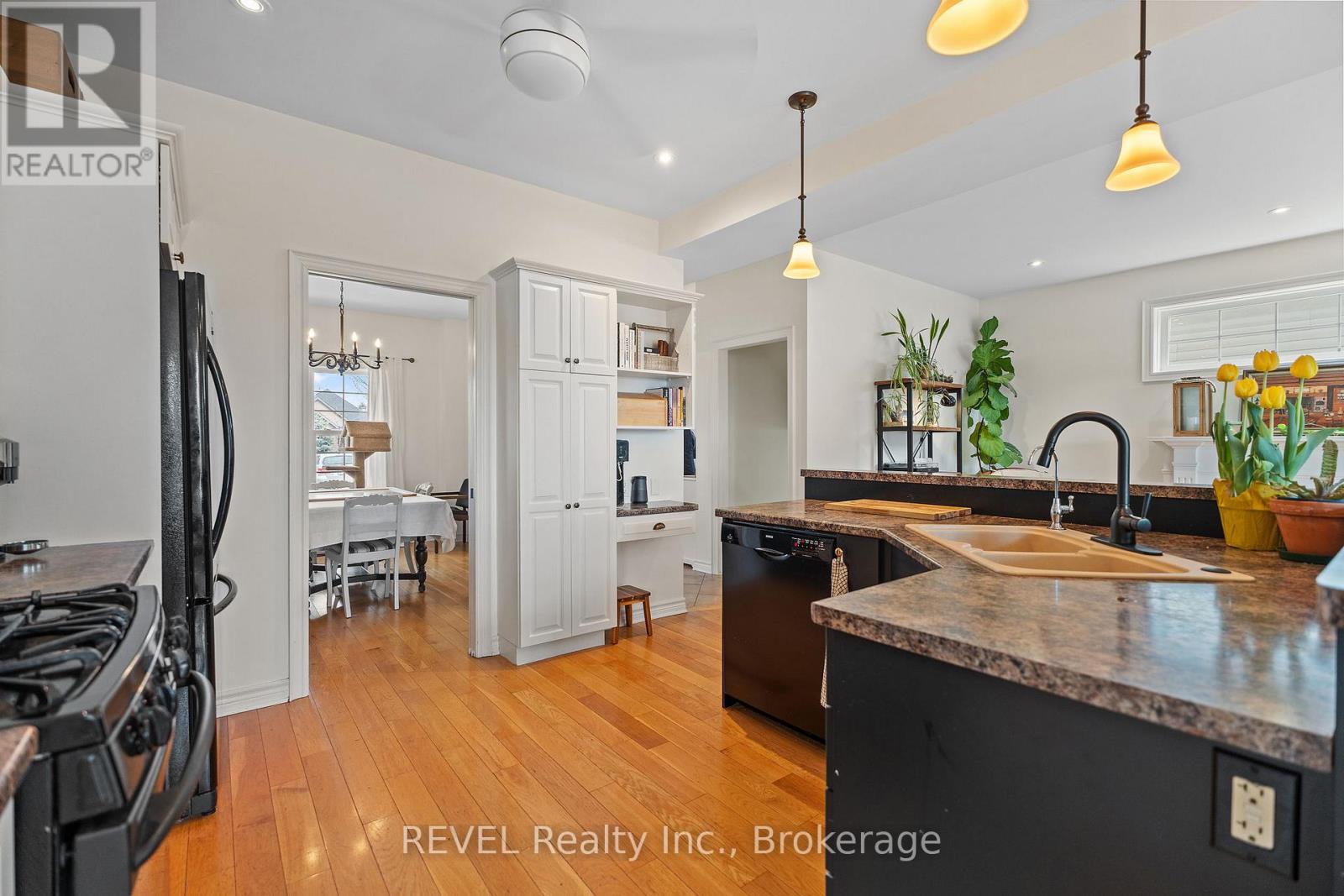 46 Pinot Trail, Niagara-On-The-Lake, Ontario  L0S 1J0 - Photo 13 - X13566854