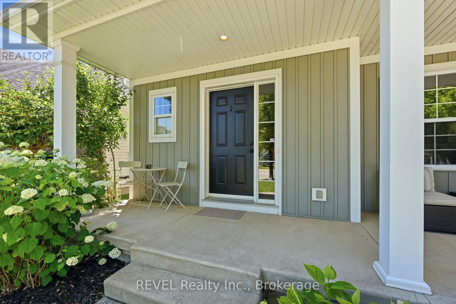 46 Pinot Trail, Niagara-On-The-Lake, Ontario  L0S 1J0 - Photo 5 - X13566854