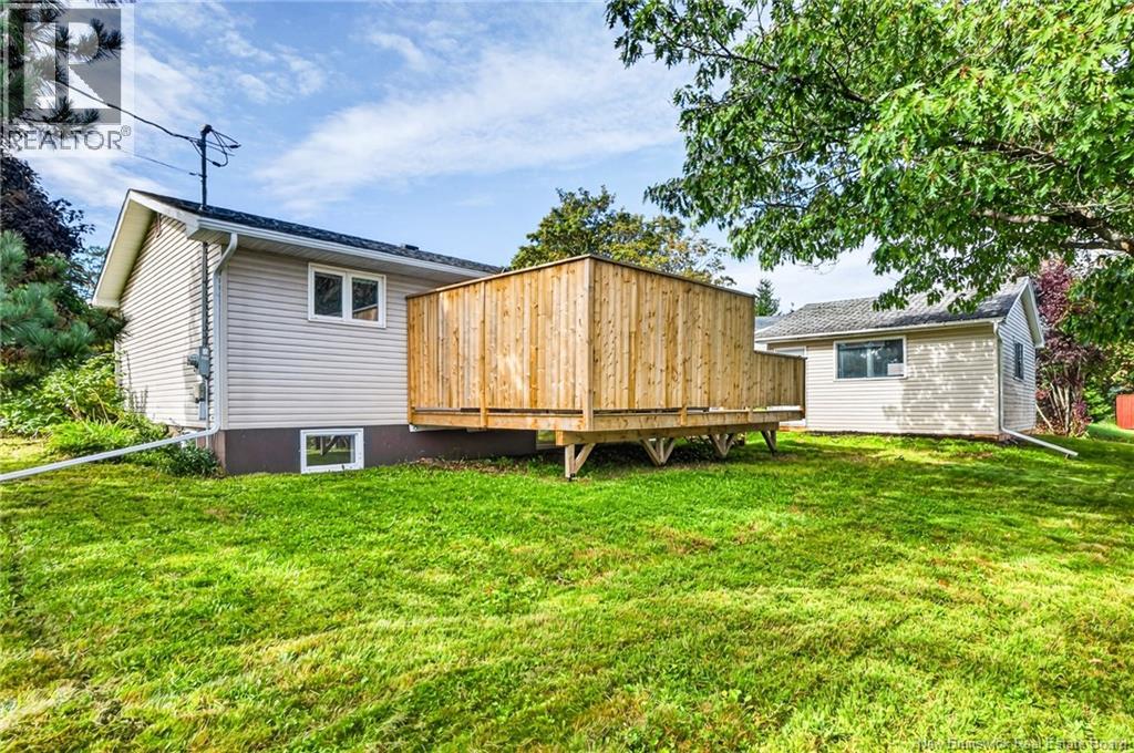 10 Kingsway Crescent, Moncton, New Brunswick  E1G 1G4 - Photo 36 - NB147639