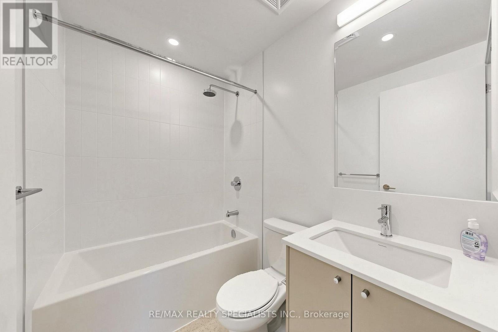 221 - 30 Dreamers Way, Toronto, Ontario  M5A 0Z1 - Photo 16 - C13802772