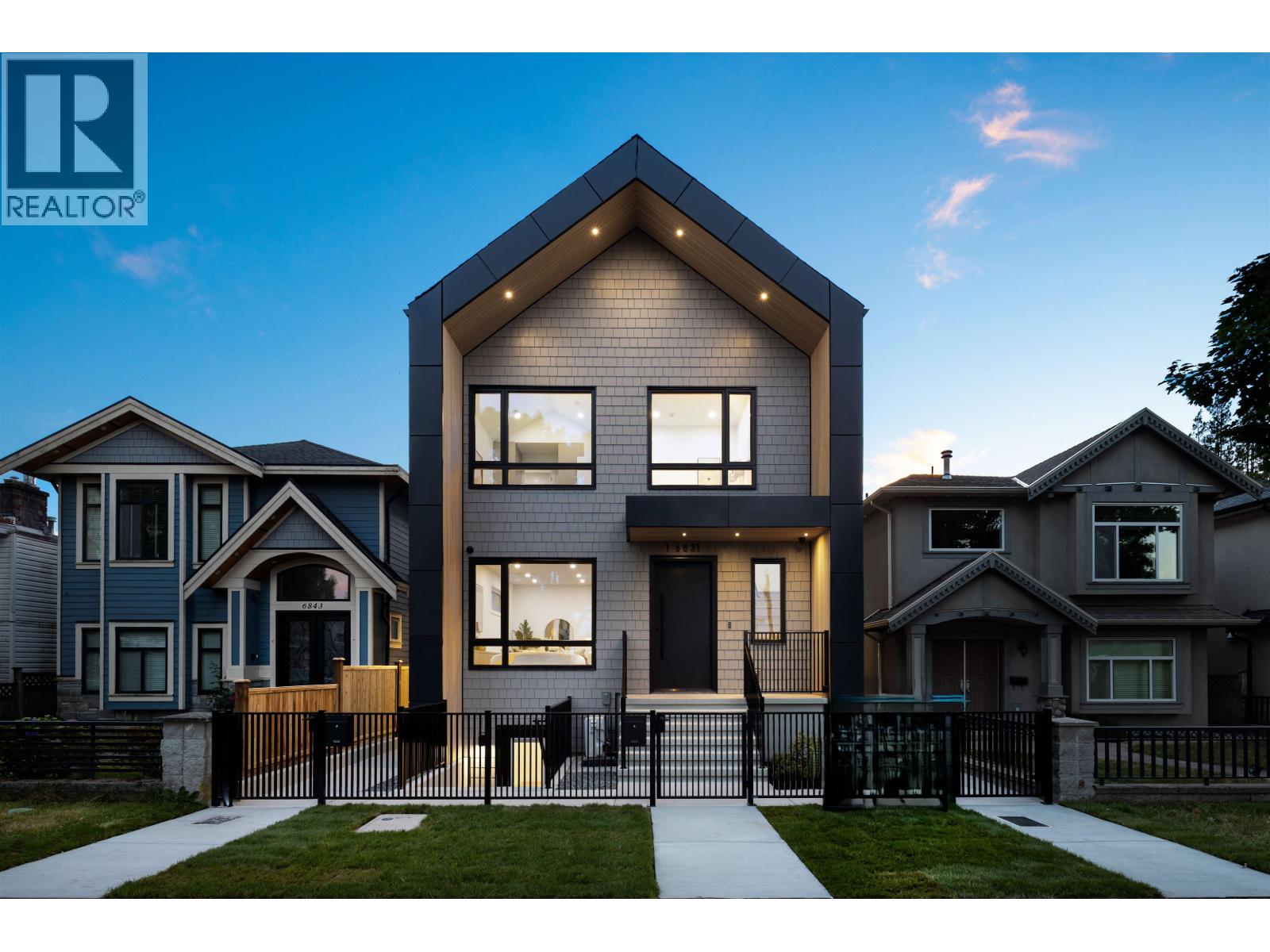 3 6831 SALISBURY AVENUE, Burnaby, British Columbia
