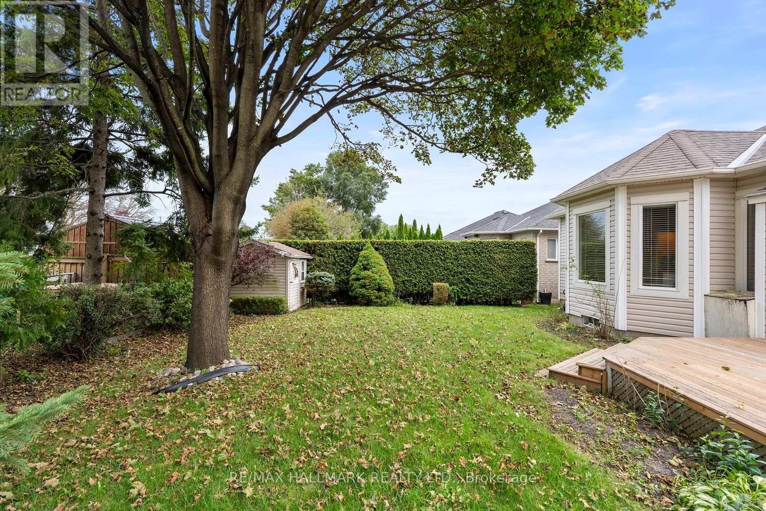 43 Kimberly Drive, Whitby, Ontario  L1M 1K5 - Photo 38 - E13800432