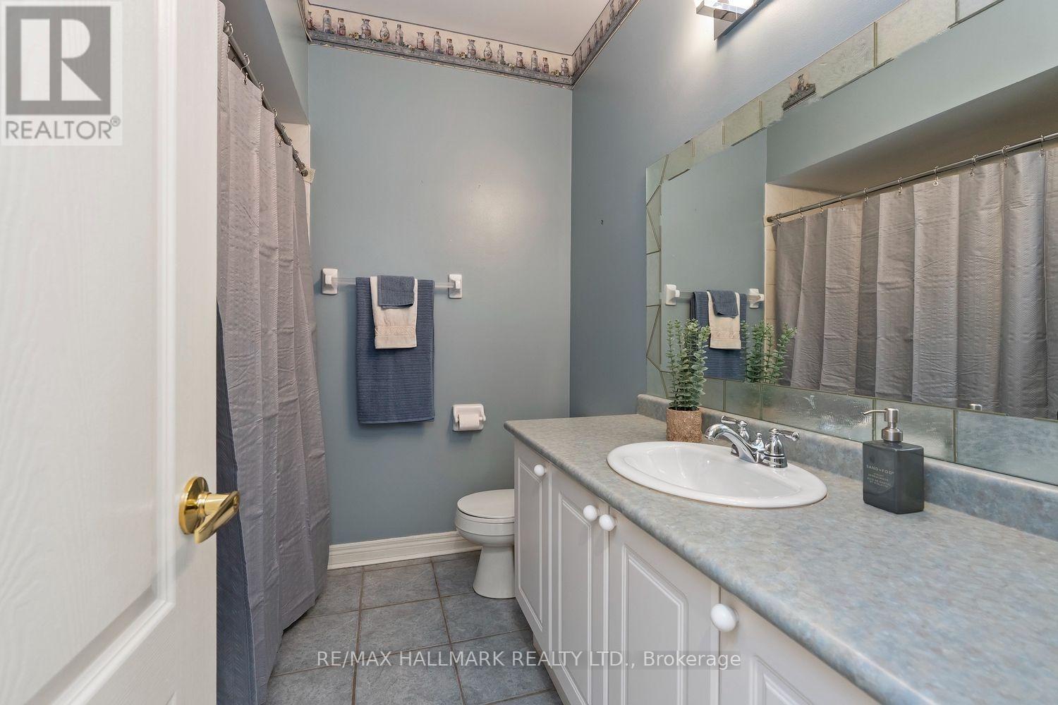 43 Kimberly Drive, Whitby, Ontario  L1M 1K5 - Photo 11 - E13800432