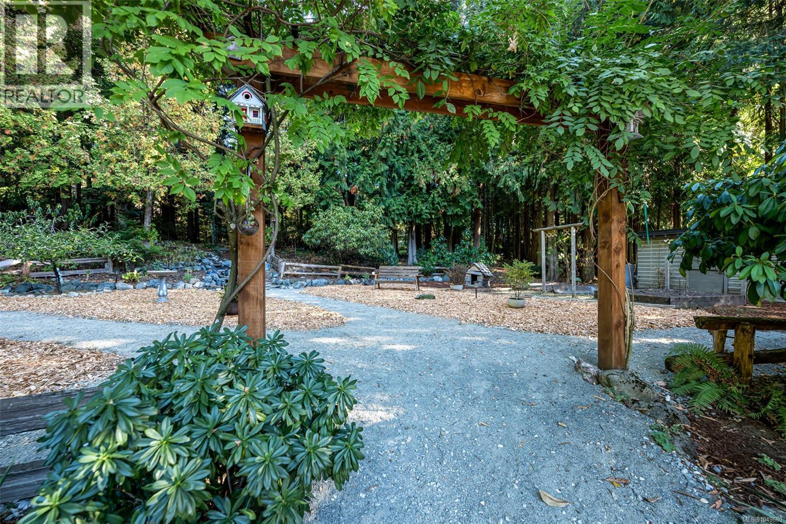 2375 Damascus Rd, Shawnigan Lake, British Columbia  V8H 2E7 - Photo 63 - 1049680