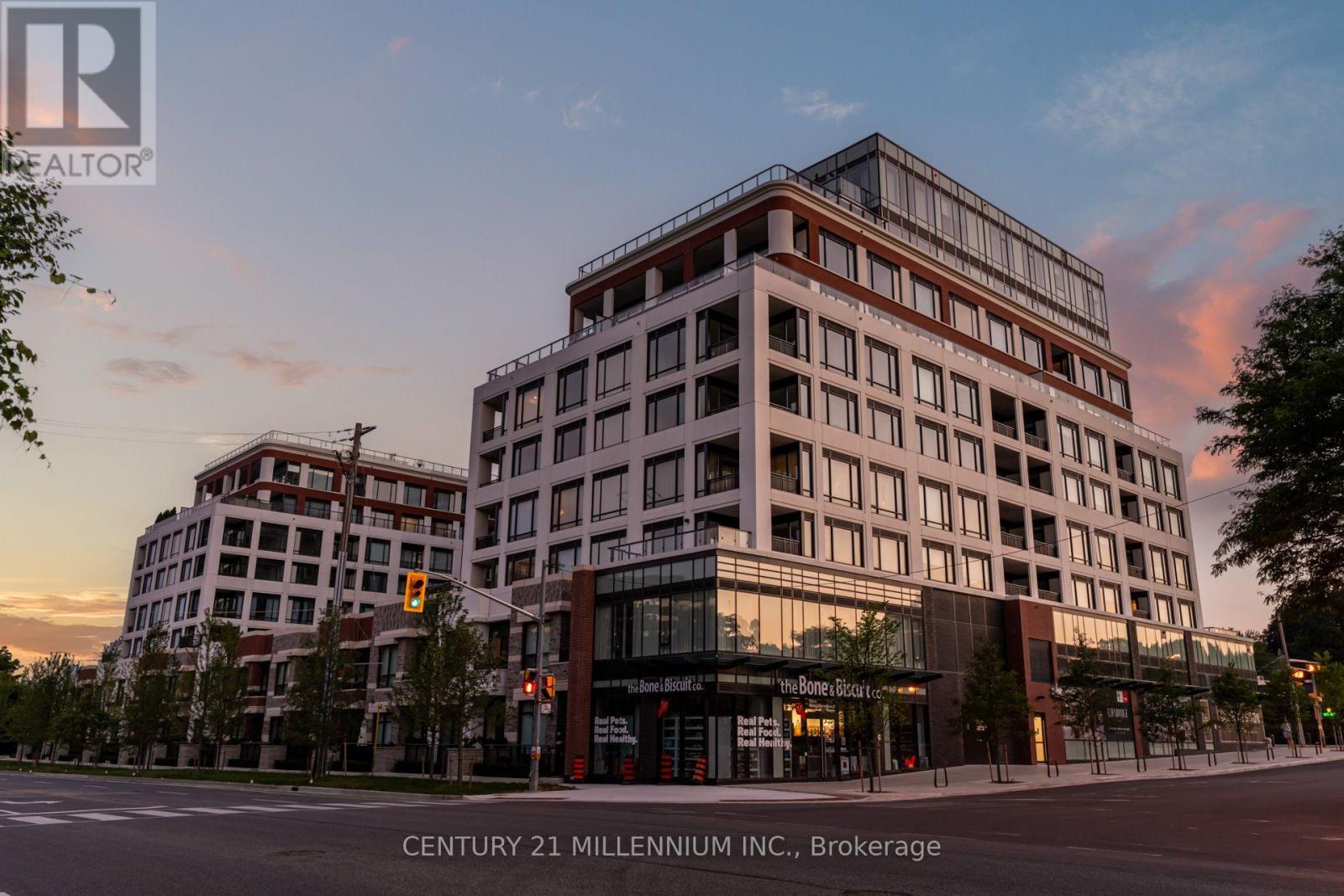 305 - 259 THE KINGSWAY, Toronto, Ontario