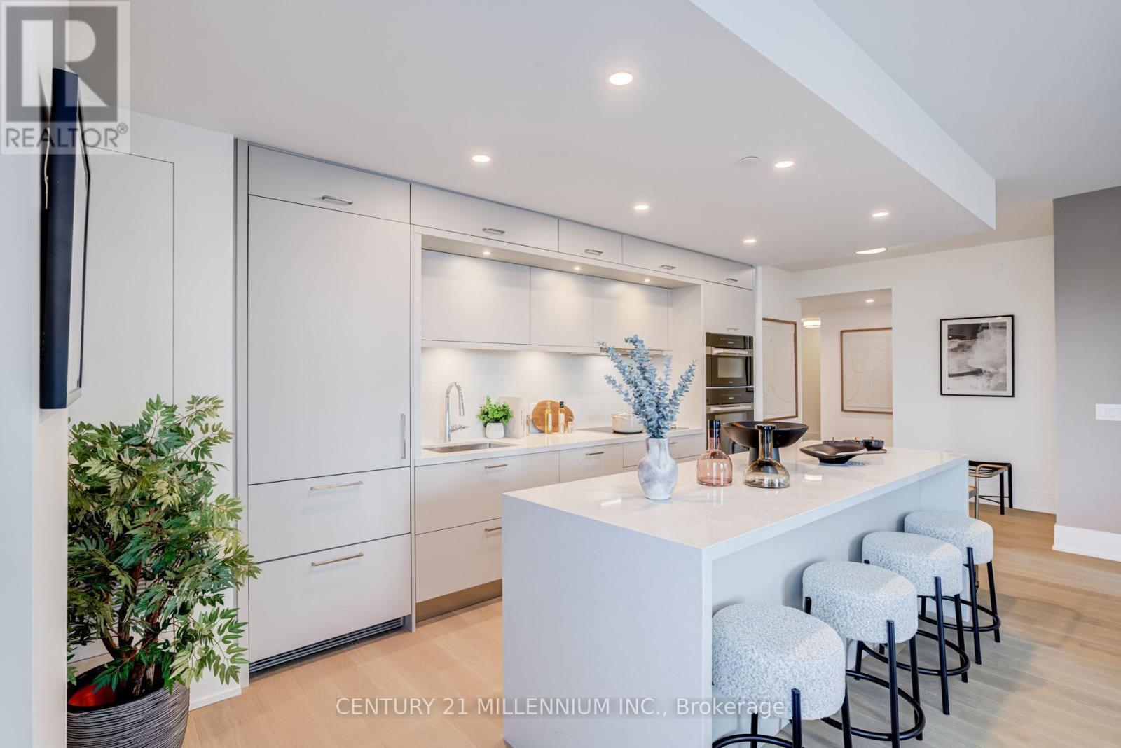 305 - 259 The Kingsway, Toronto, Ontario  M9A 4B1 - Photo 6 - W13803110