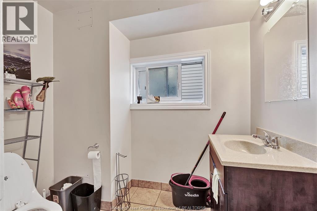 923-925 California Avenue, Windsor, Ontario  N9B 2Z5 - Photo 12 - 26023007