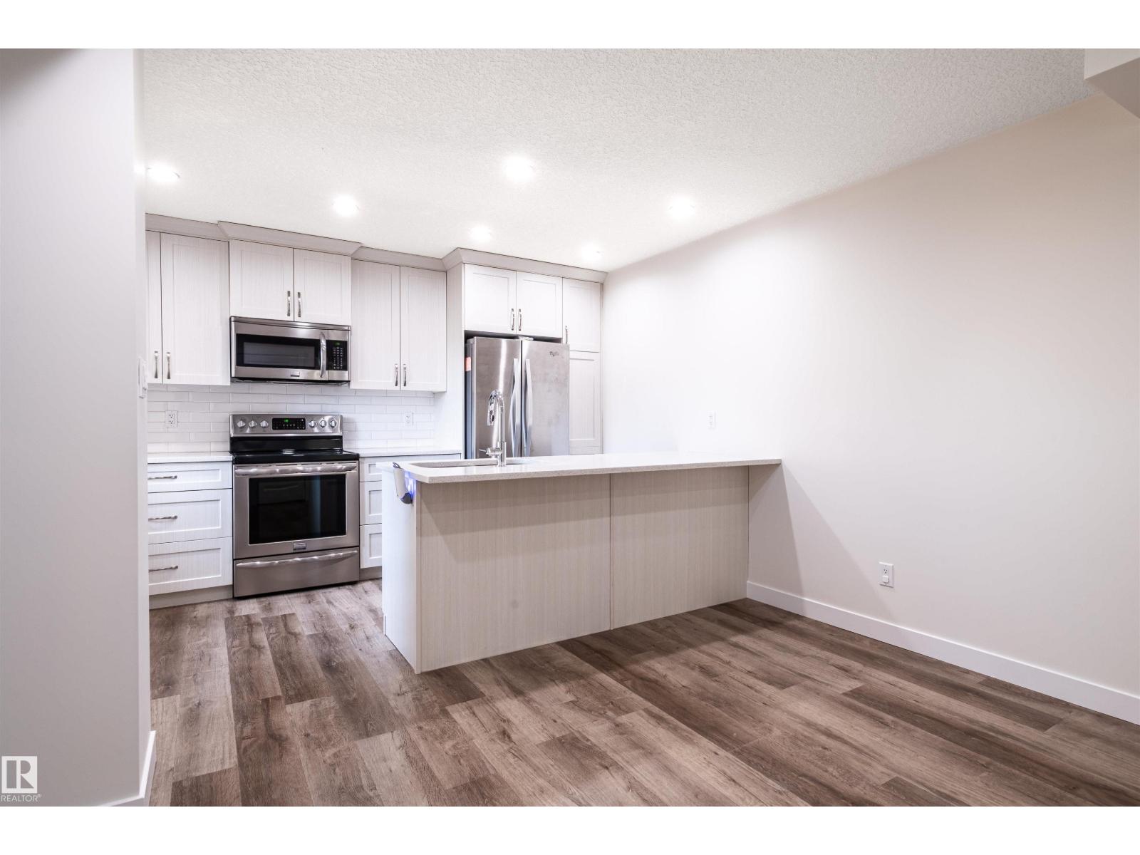 14815c Riverbend Rd NW NW, Edmonton, Alberta  T6H 5A9 - Photo 11 - E4509385