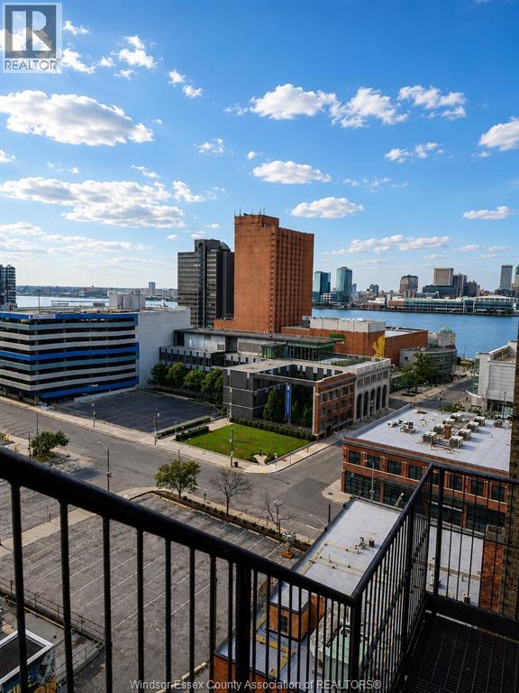 267 Pelissier Street Unit# 402, Windsor, Ontario  N9A 4K2 - Photo 13 - 26023019