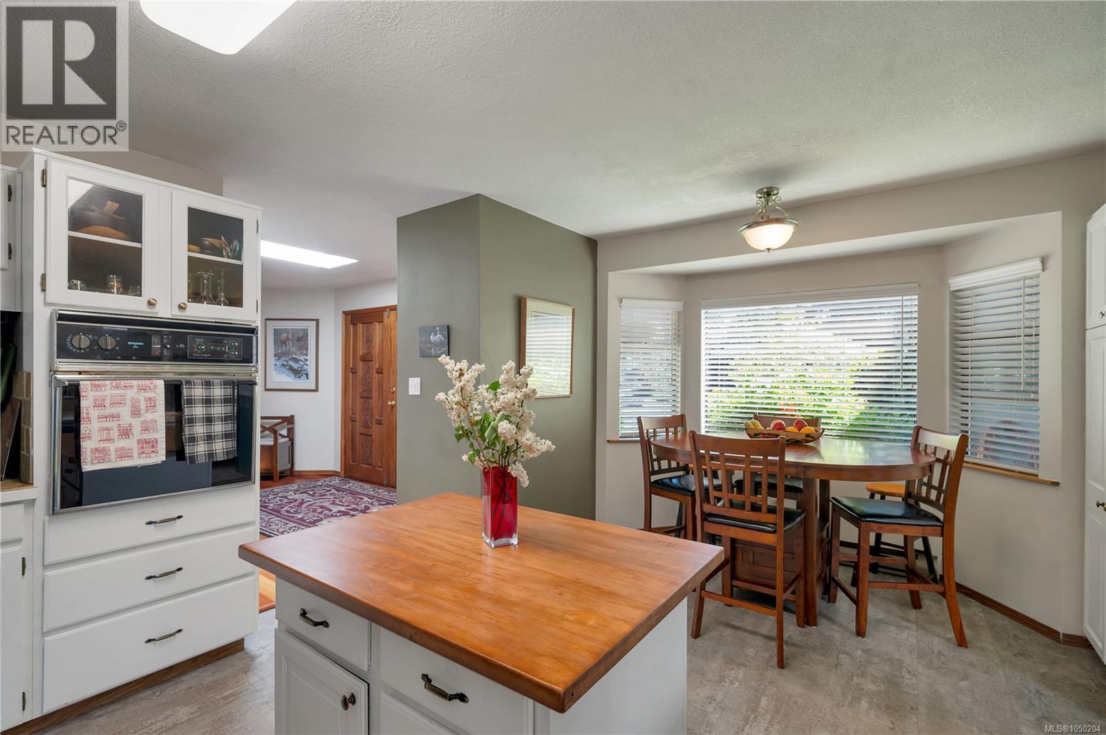 1930 Gillian Pl, Campbell River, British Columbia  V9W 6B6 - Photo 14 - 1050204