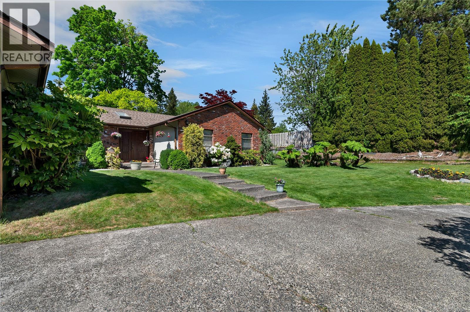 1930 Gillian Pl, Campbell River, British Columbia  V9W 6B6 - Photo 48 - 1050204