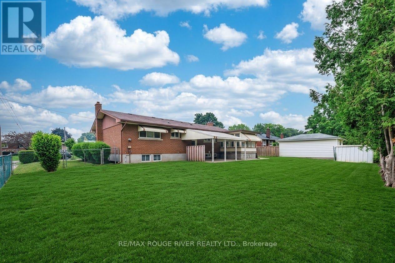 25 Clearview Heights, St. Catharines, Ontario  L2T 2W2 - Photo 47 - X13658856