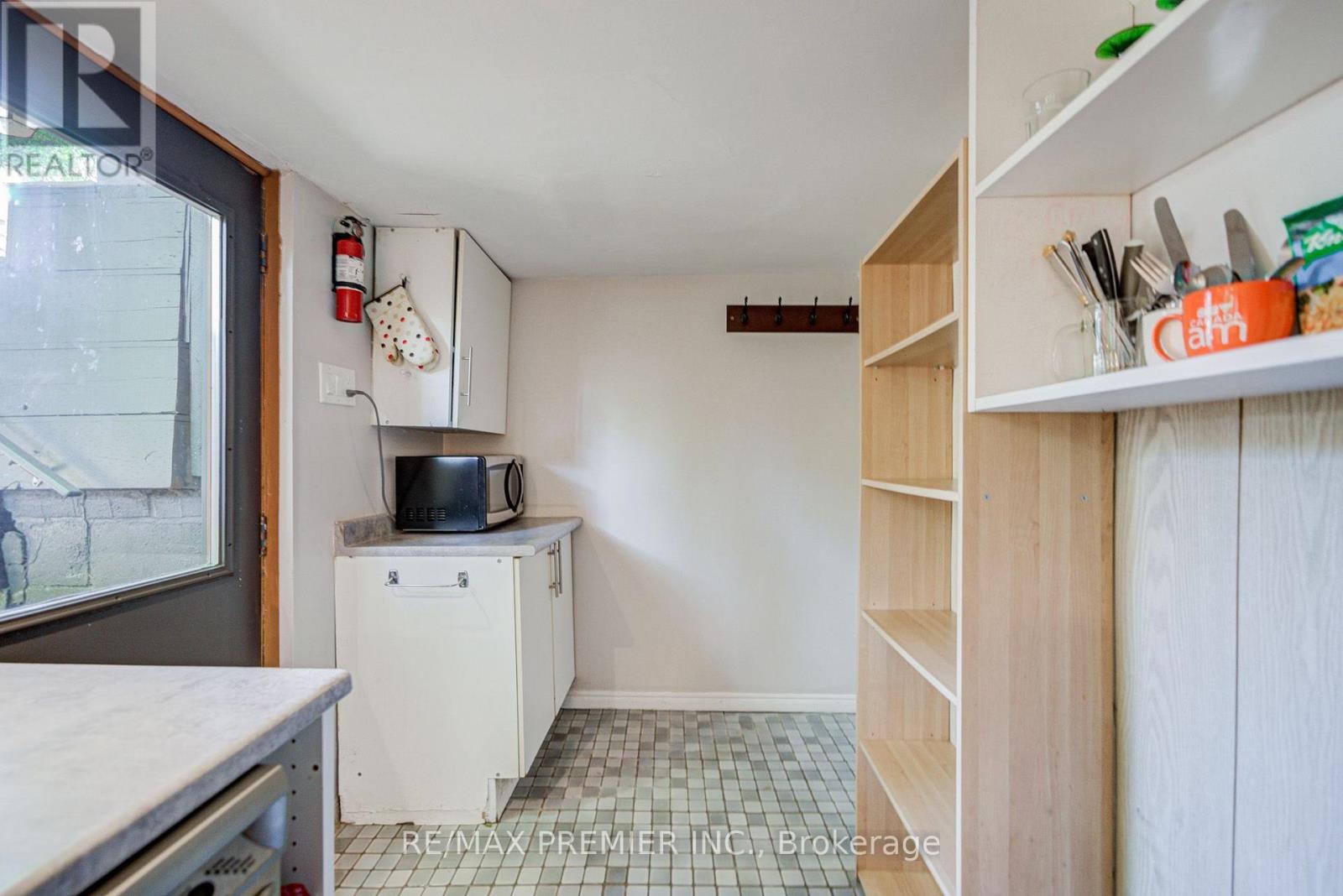 1 - 224 Lippincott Street, Toronto, Ontario  M5S 2P5 - Photo 4 - C13799158