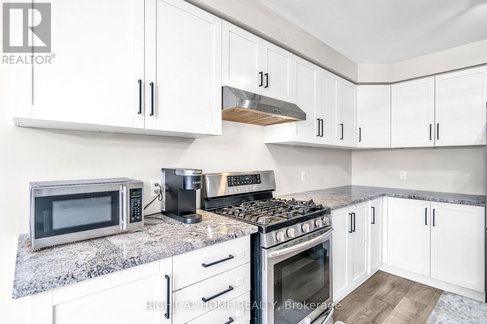 635 Longworth Avenue, Clarington, Ontario  L1C 5B8 - Photo 13 - E13800966