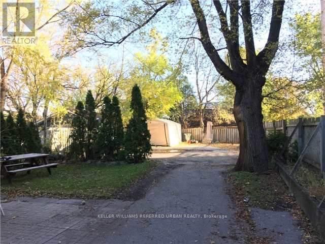 Upper - 591 Jane Street, Toronto, Ontario  M6S 4A3 - Photo 15 - W13791806