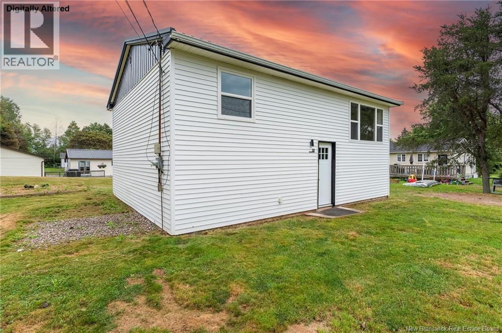 10 Balser Place, Sackville, New Brunswick  E4L 3C9 - Photo 3 - NB145850