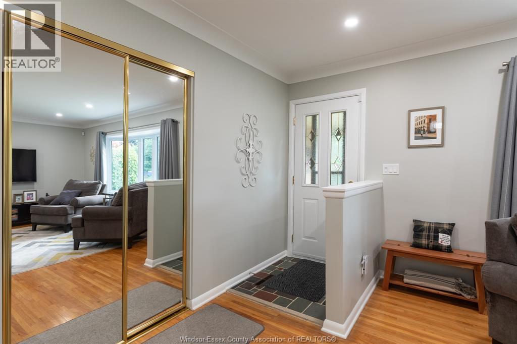 554 Bertha Avenue, Windsor, Ontario  N8P 1B7 - Photo 6 - 26022676