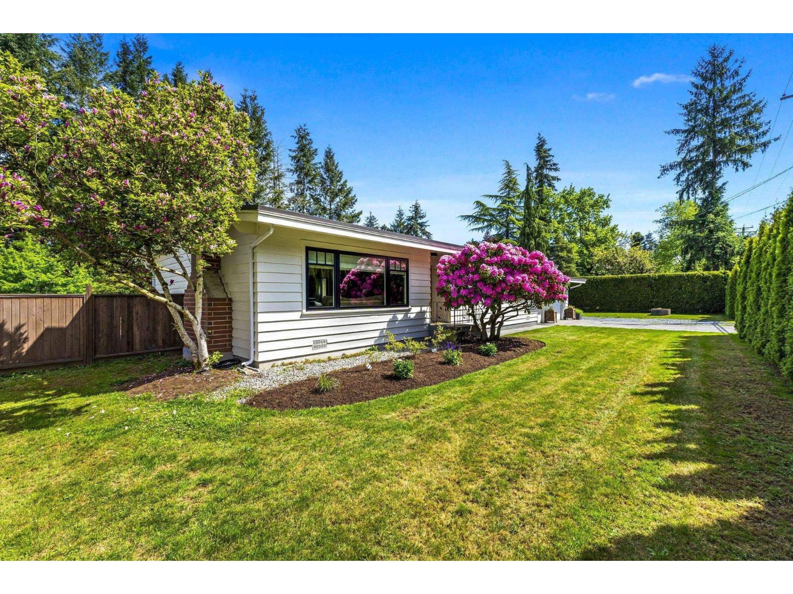 24633 56 AVENUE photo 2