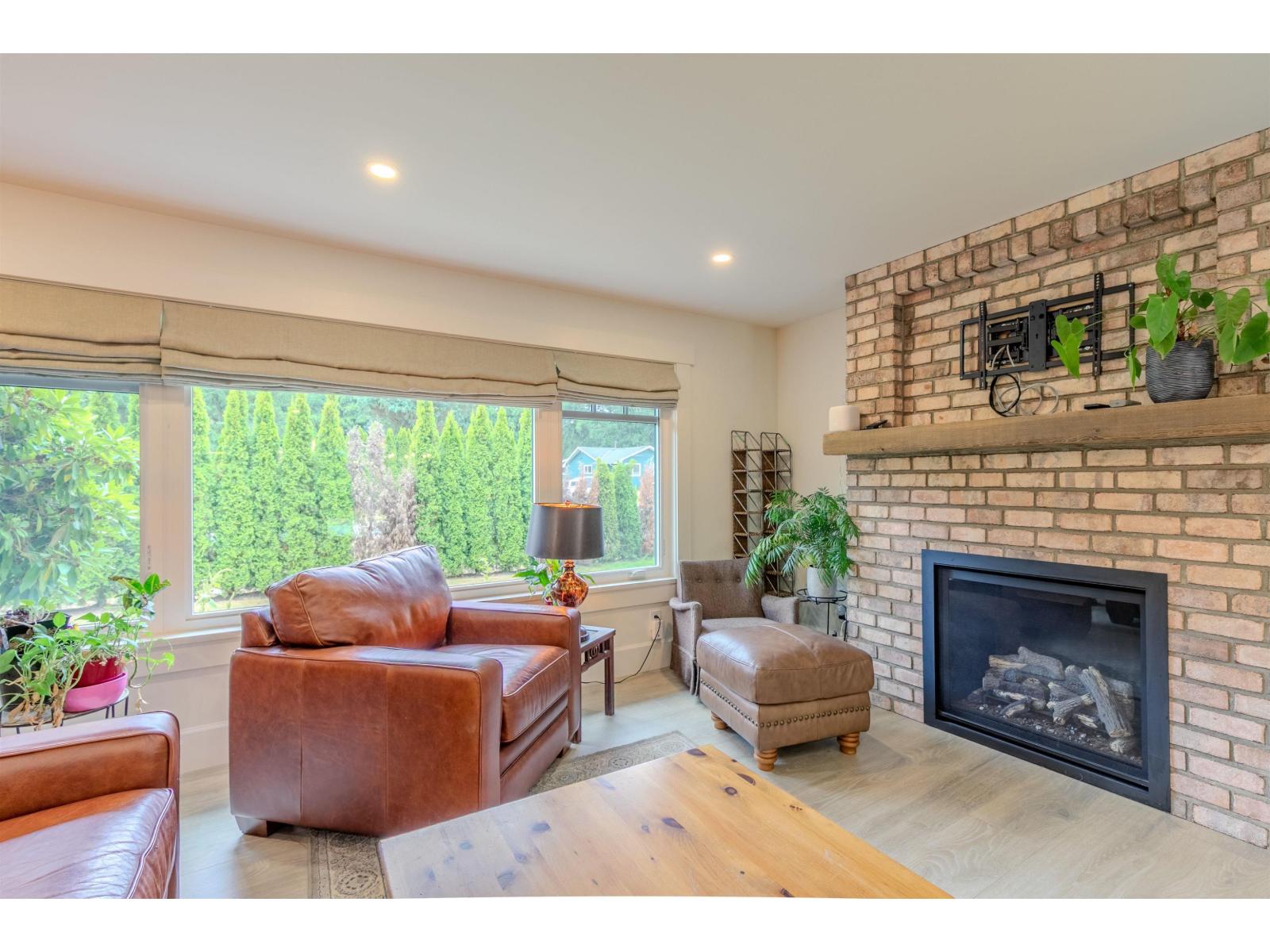 24633 56 AVENUE photo 6