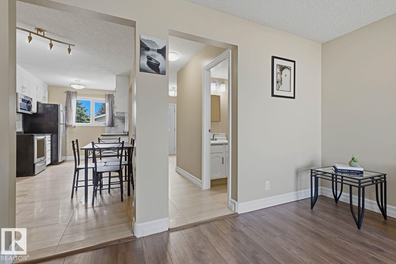 11317 22 Av NW, Edmonton, Alberta  T6J 4V8 - Photo 7 - E4509392