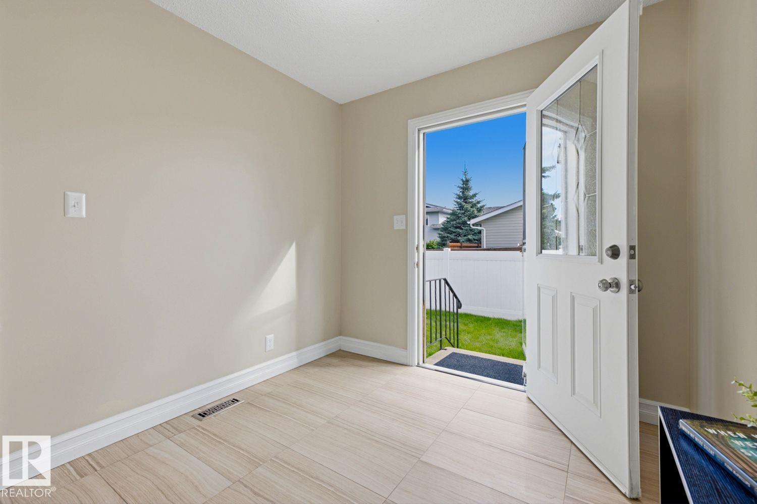 11317 22 Av NW, Edmonton, Alberta  T6J 4V8 - Photo 24 - E4509392
