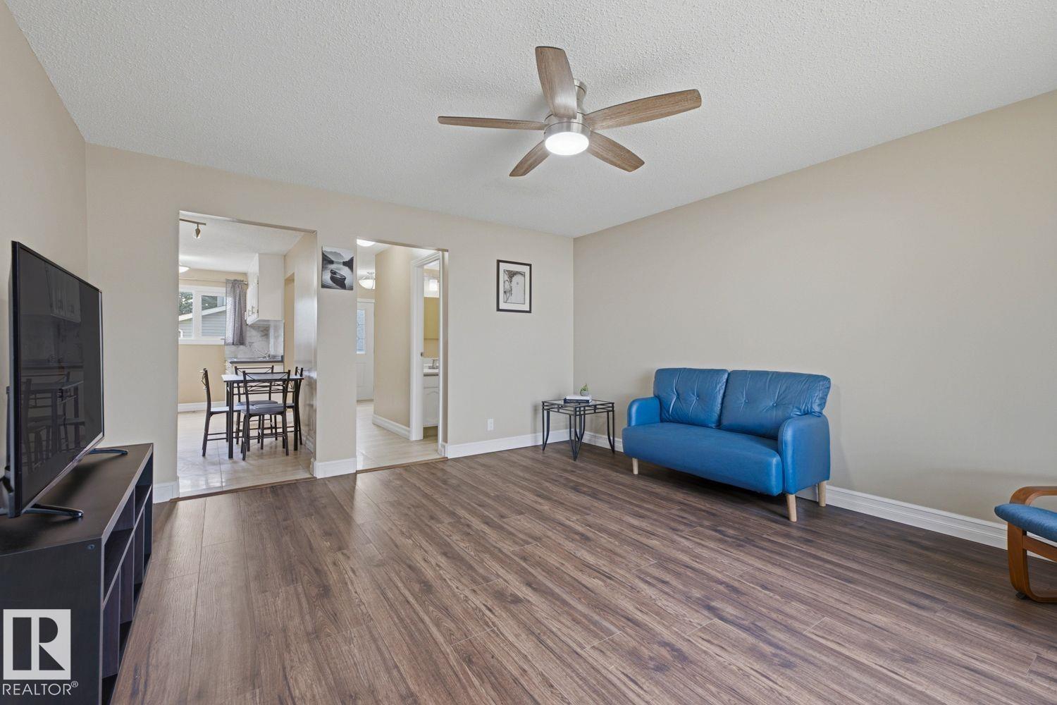 11317 22 Av NW, Edmonton, Alberta  T6J 4V8 - Photo 5 - E4509392