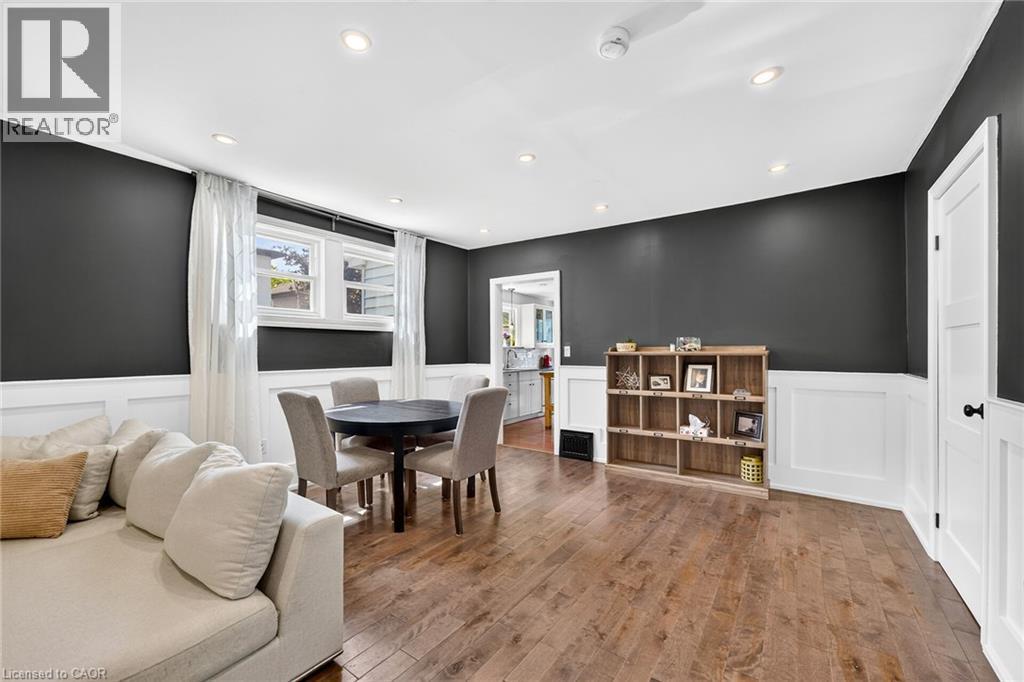 16 Witherspoon Street, Dundas, Ontario  L9H 2C6 - Photo 10 - 40844733