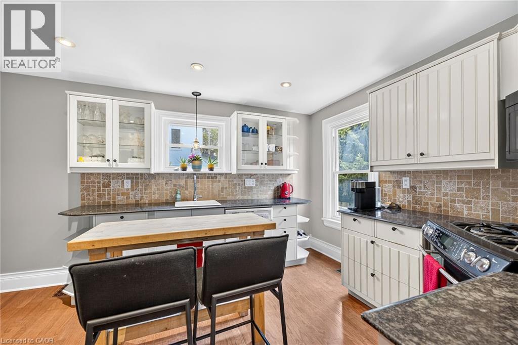 16 Witherspoon Street, Dundas, Ontario  L9H 2C6 - Photo 19 - 40844733