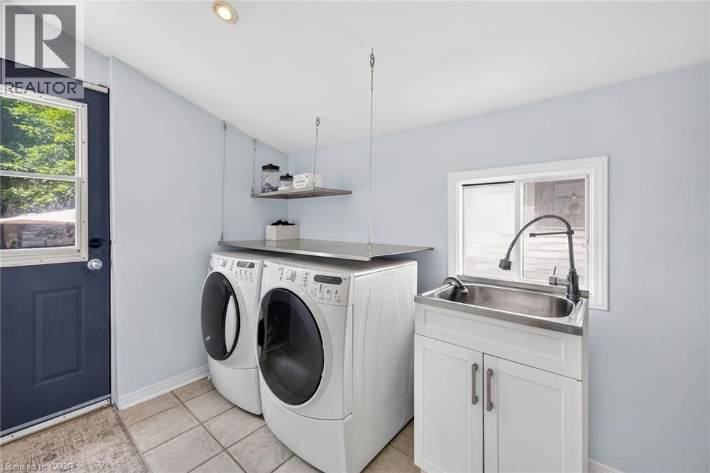 16 Witherspoon Street, Dundas, Ontario  L9H 2C6 - Photo 27 - 40844733