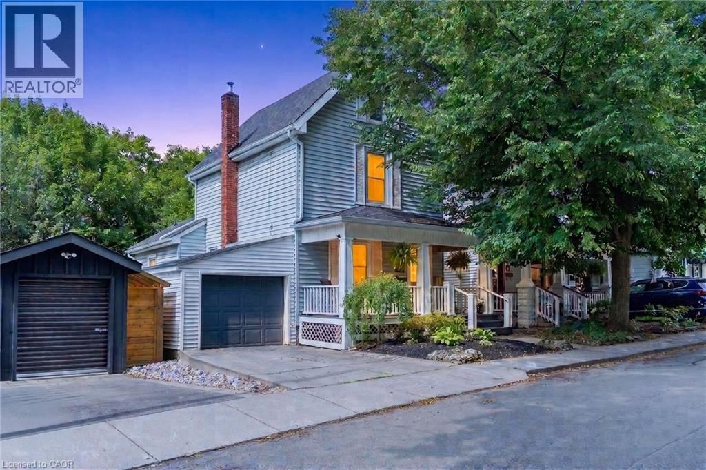 16 WITHERSPOON Street, Dundas, Ontario