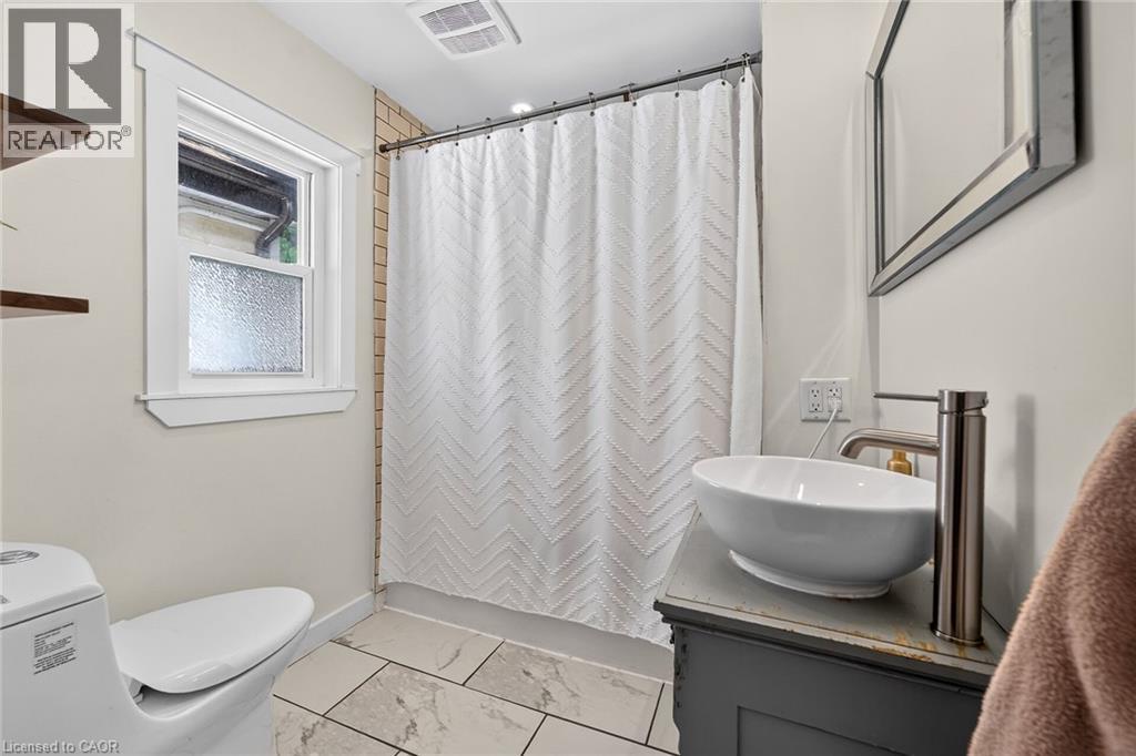 16 Witherspoon Street, Dundas, Ontario  L9H 2C6 - Photo 40 - 40844733