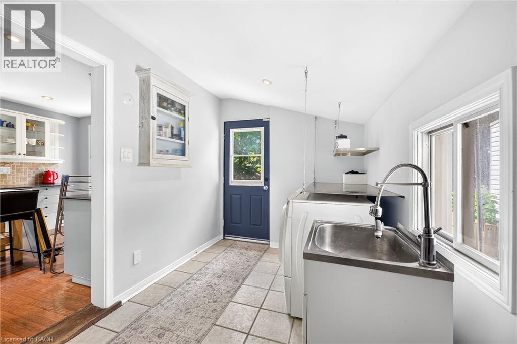 16 Witherspoon Street, Dundas, Ontario  L9H 2C6 - Photo 28 - 40844733