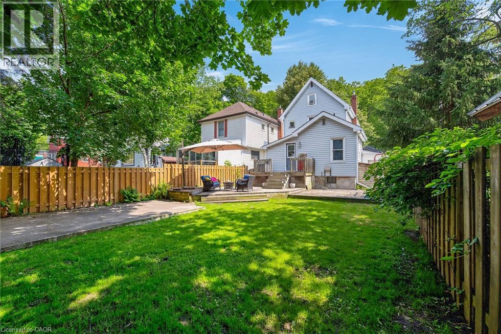 16 Witherspoon Street, Dundas, Ontario  L9H 2C6 - Photo 50 - 40844733