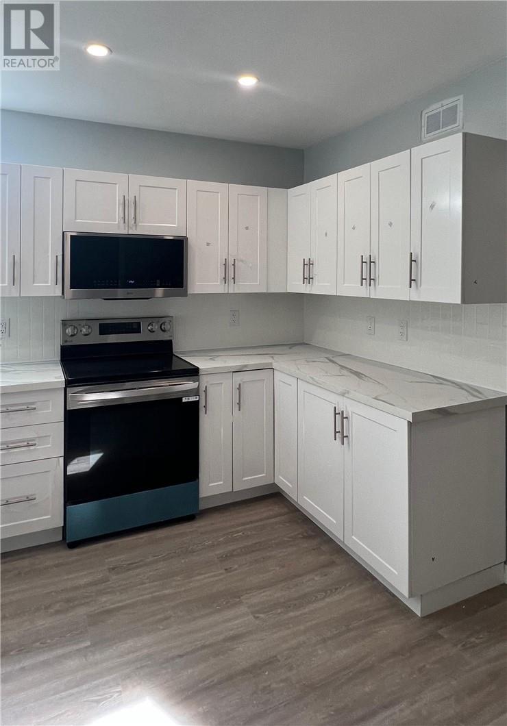 174 JEANINE Street Unit# Lower