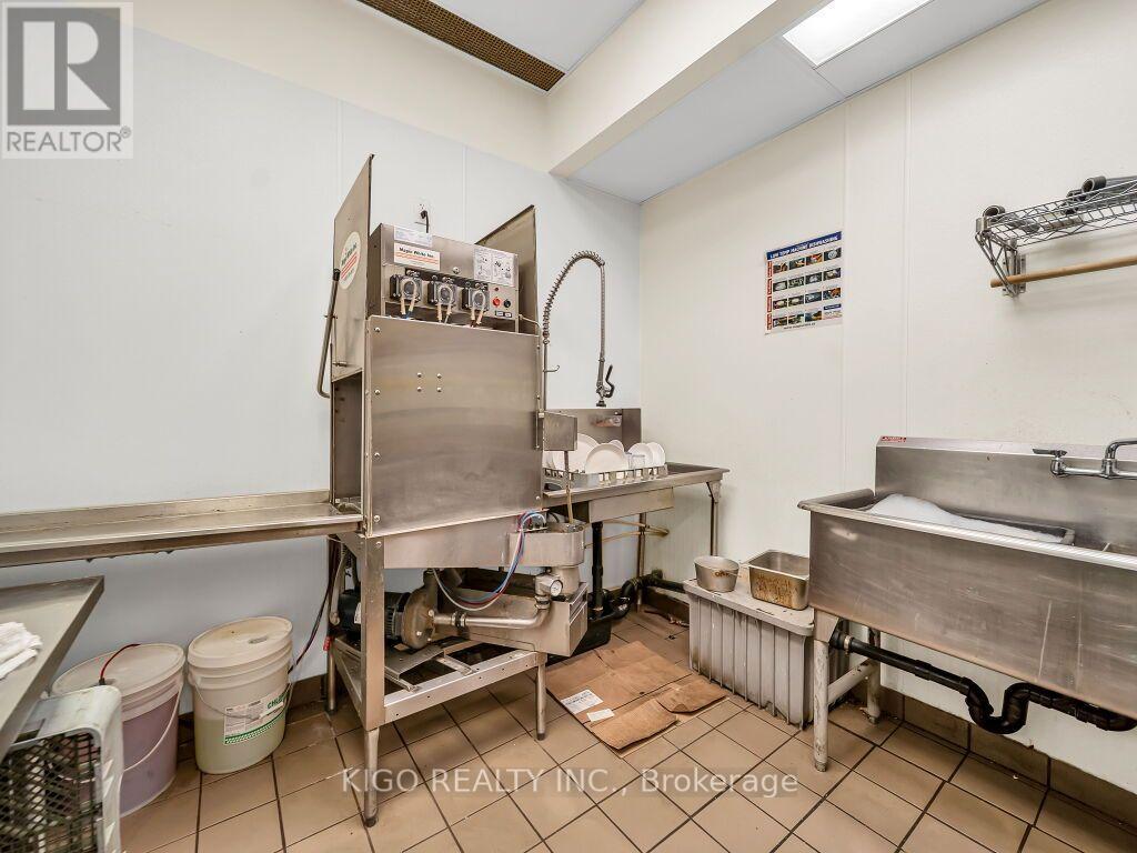 3 - 2501 Prince Michael Drive, Oakville, Ontario  L6H 0E9 - Photo 32 - W13723438