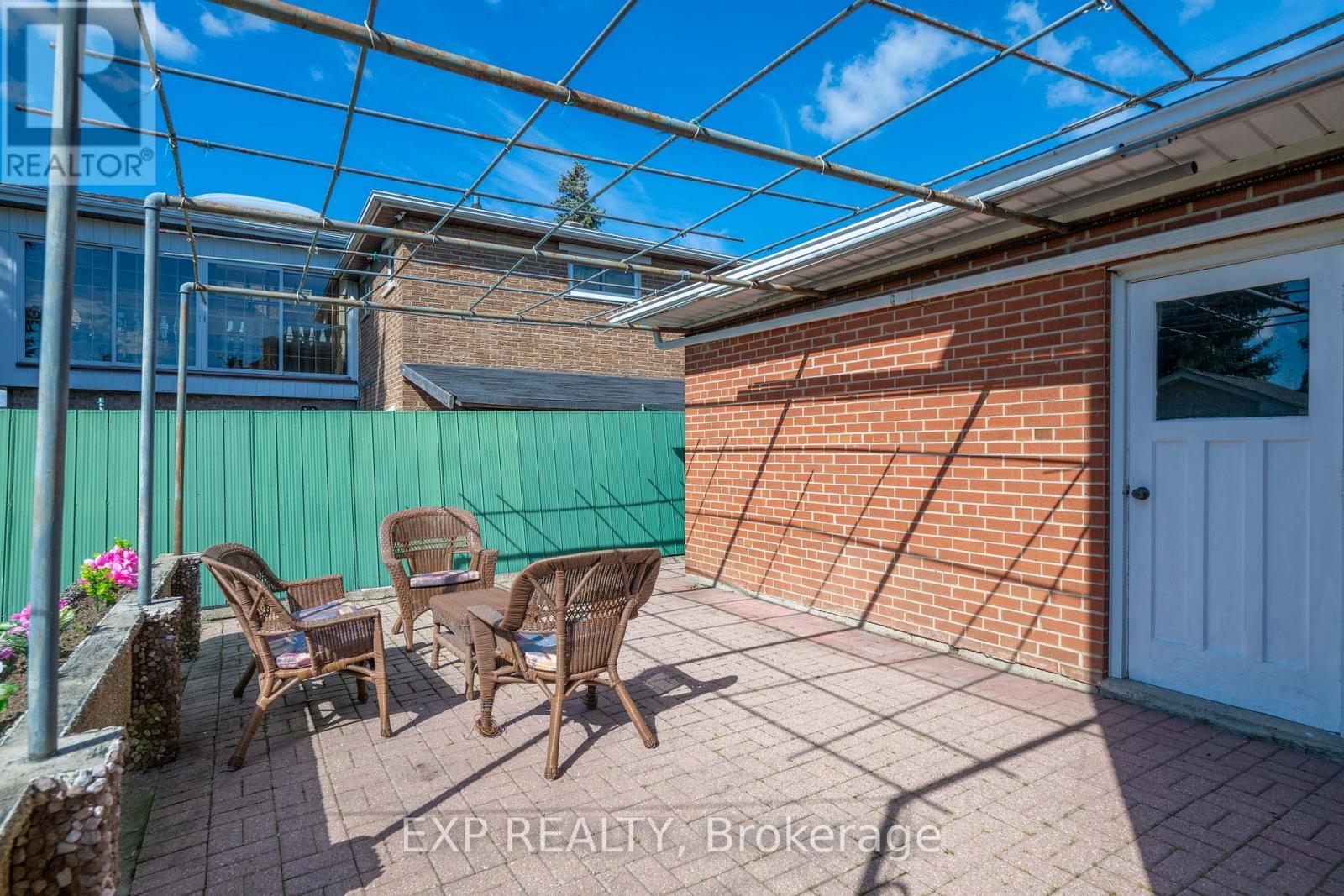 182 Derrydown Road, Toronto, Ontario  M3J 1R8 - Photo 34 - W13800590
