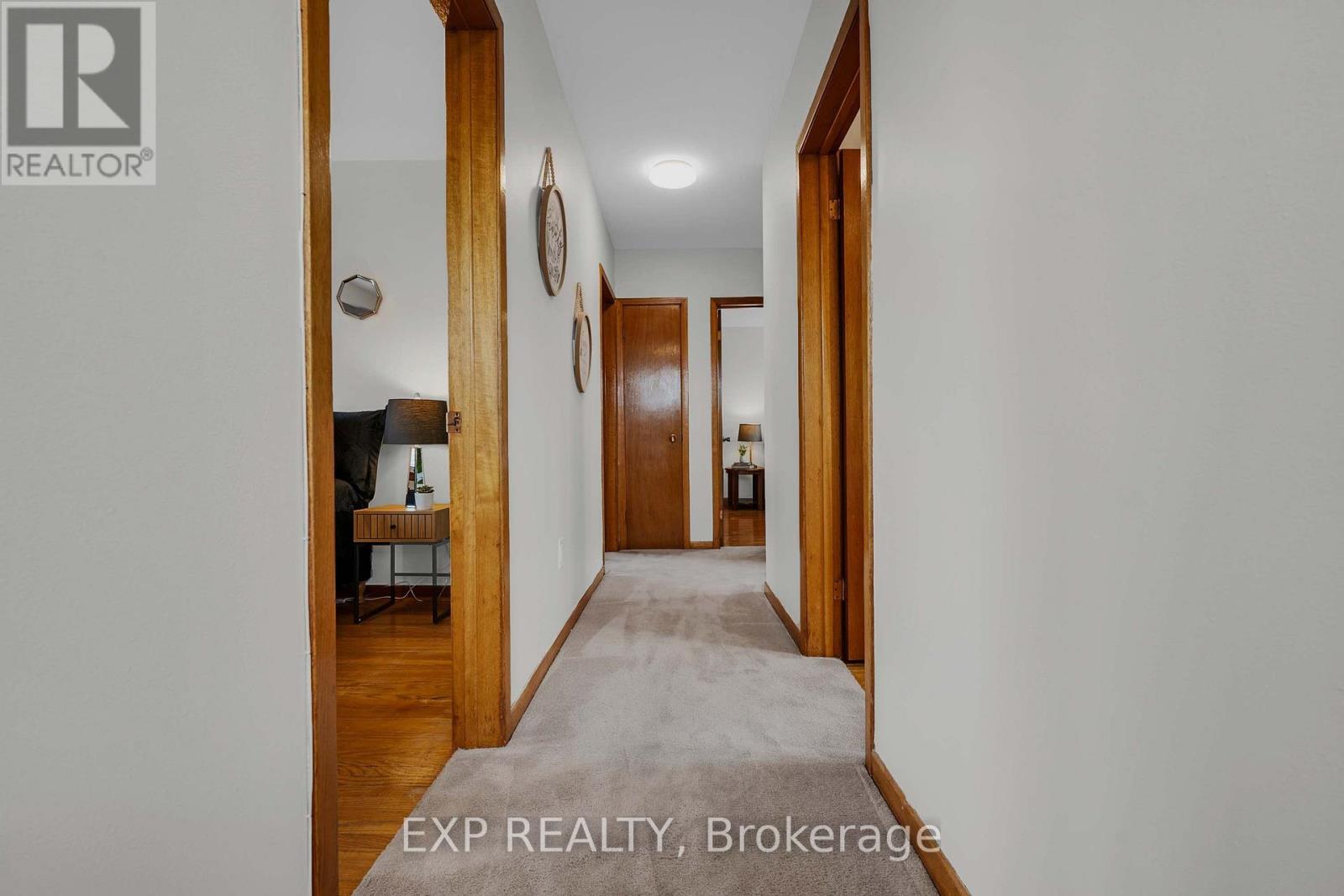 182 Derrydown Road, Toronto, Ontario  M3J 1R8 - Photo 20 - W13800590