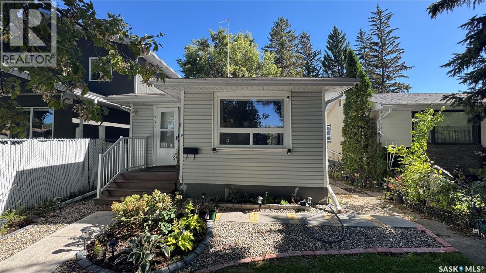 225 Toronto Street, Regina, Saskatchewan  S4R 1M1 - Photo 3 - SK048847