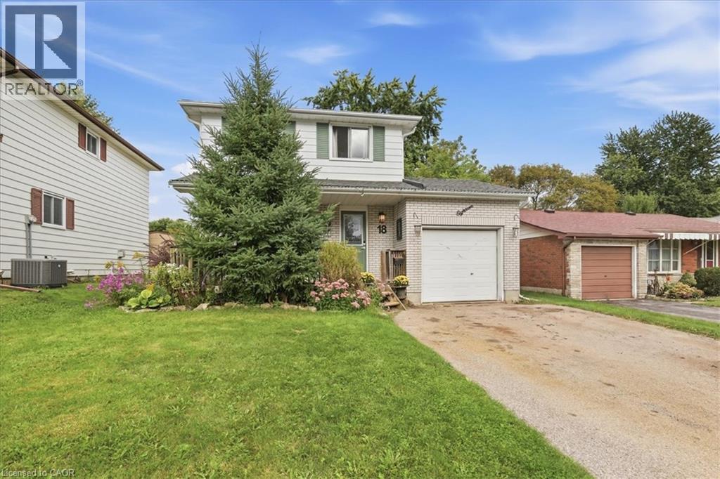 18 FOREST GLEN Court, Kitchener, Ontario