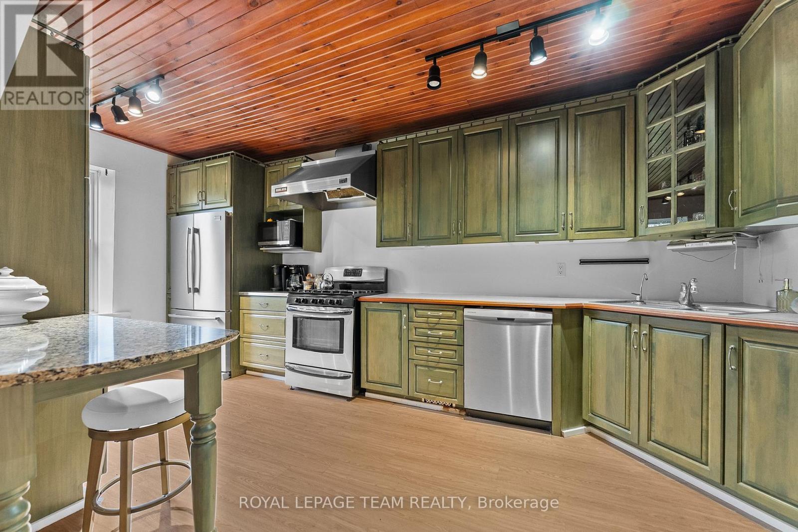 105 Halliday Creek Road, Greater Madawaska, Ontario  K0J 1H0 - Photo 12 - X13803220
