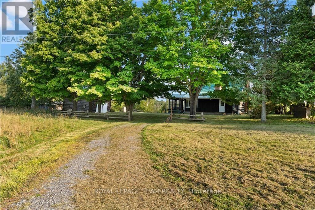 105 Halliday Creek Road, Greater Madawaska, Ontario  K0J 1H0 - Photo 8 - X13803220