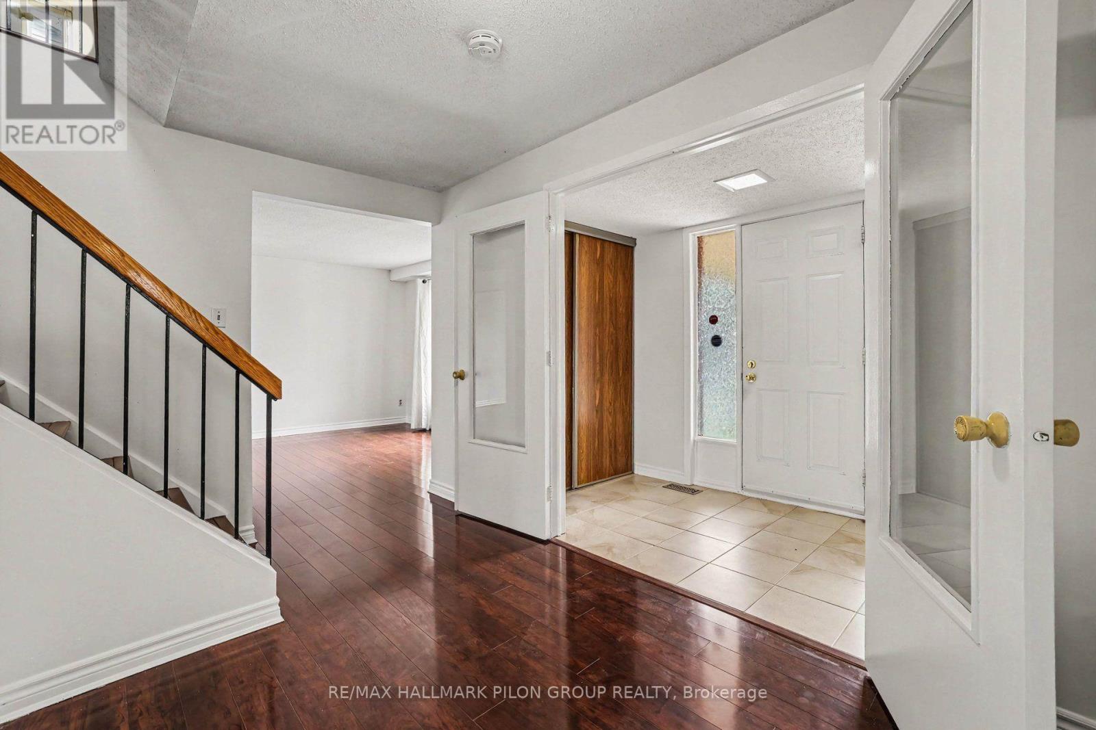 420 Cloverheath Crescent, Ottawa, Ontario  K1E 2R8 - Photo 12 - X13803308