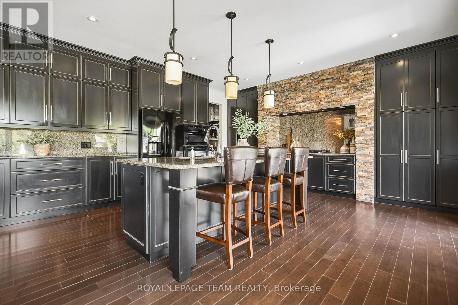 1419 Balmoral Drive, Ottawa, Ontario  K1V 1E2 - Photo 7 - X13803330