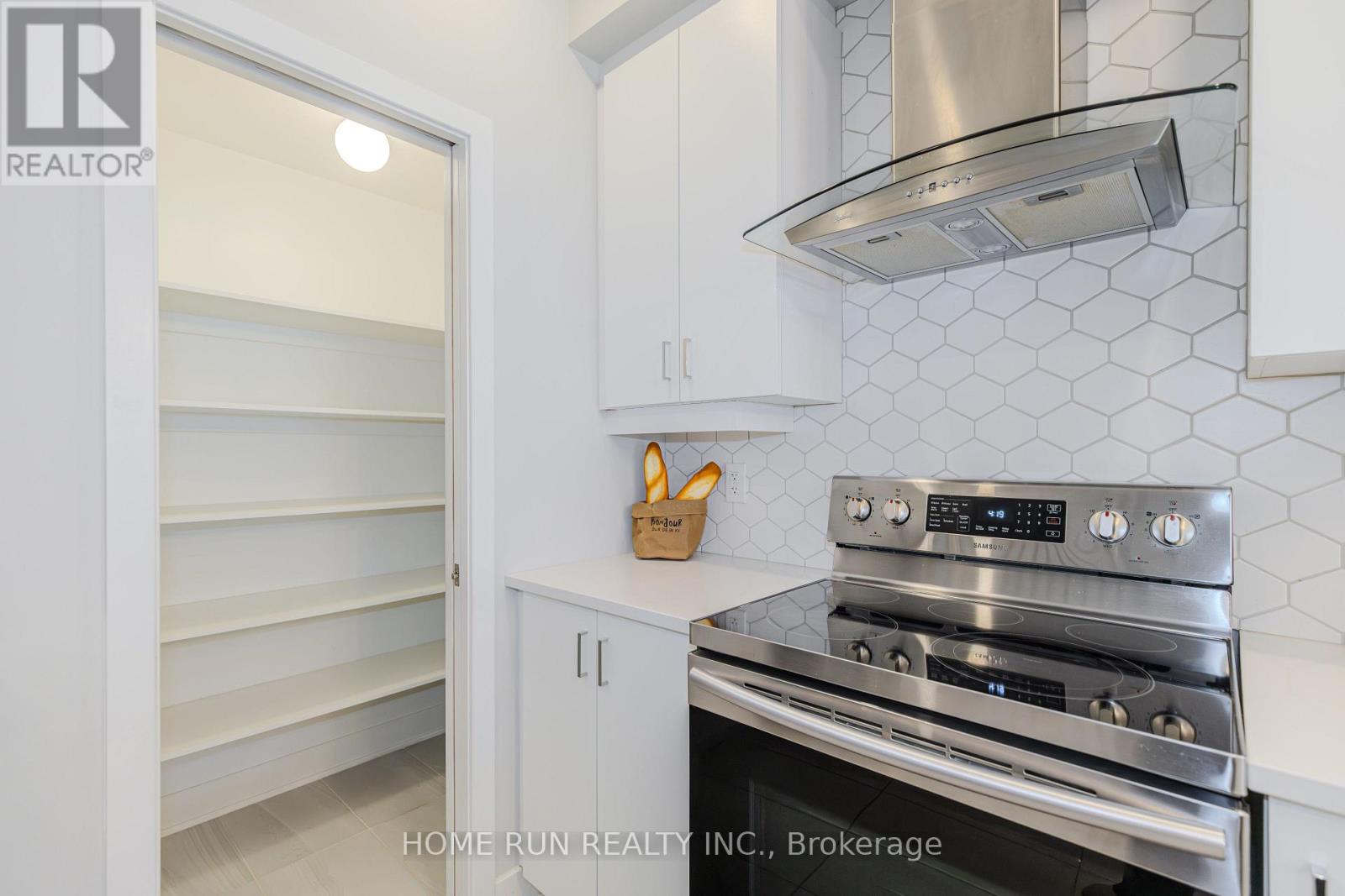 21 Plank Street, Ottawa, Ontario  K2V 0M5 - Photo 13 - X13803428