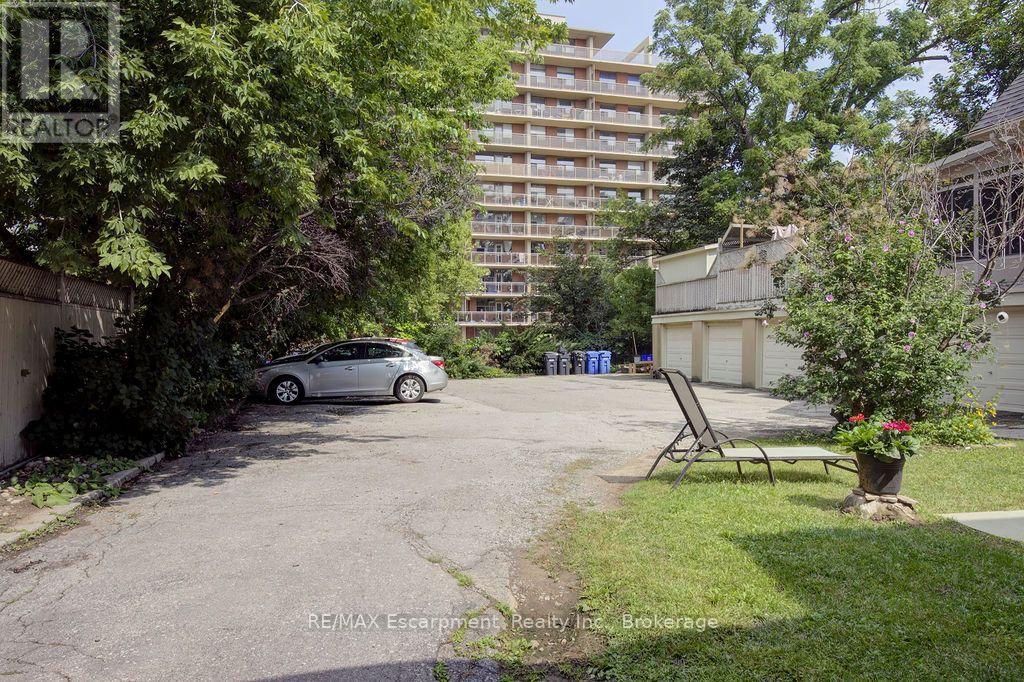 4 - 425 Burlington Avenue, Burlington, Ontario  L7S 1R3 - Photo 14 - W13803272