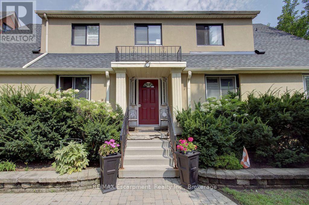 4 - 425 Burlington Avenue, Burlington, Ontario  L7S 1R3 - Photo 2 - W13803272