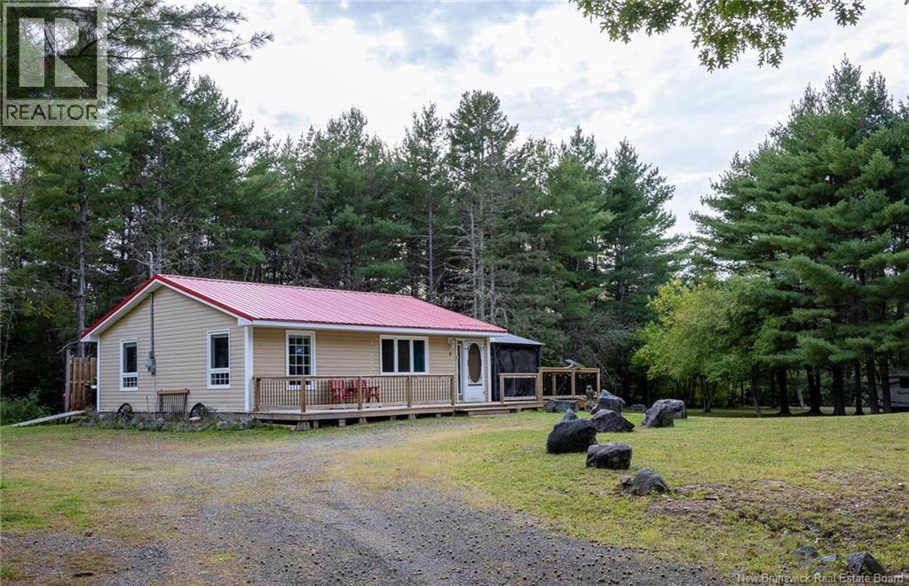 6 Bay Street, Cambridge-Narrows, New Brunswick