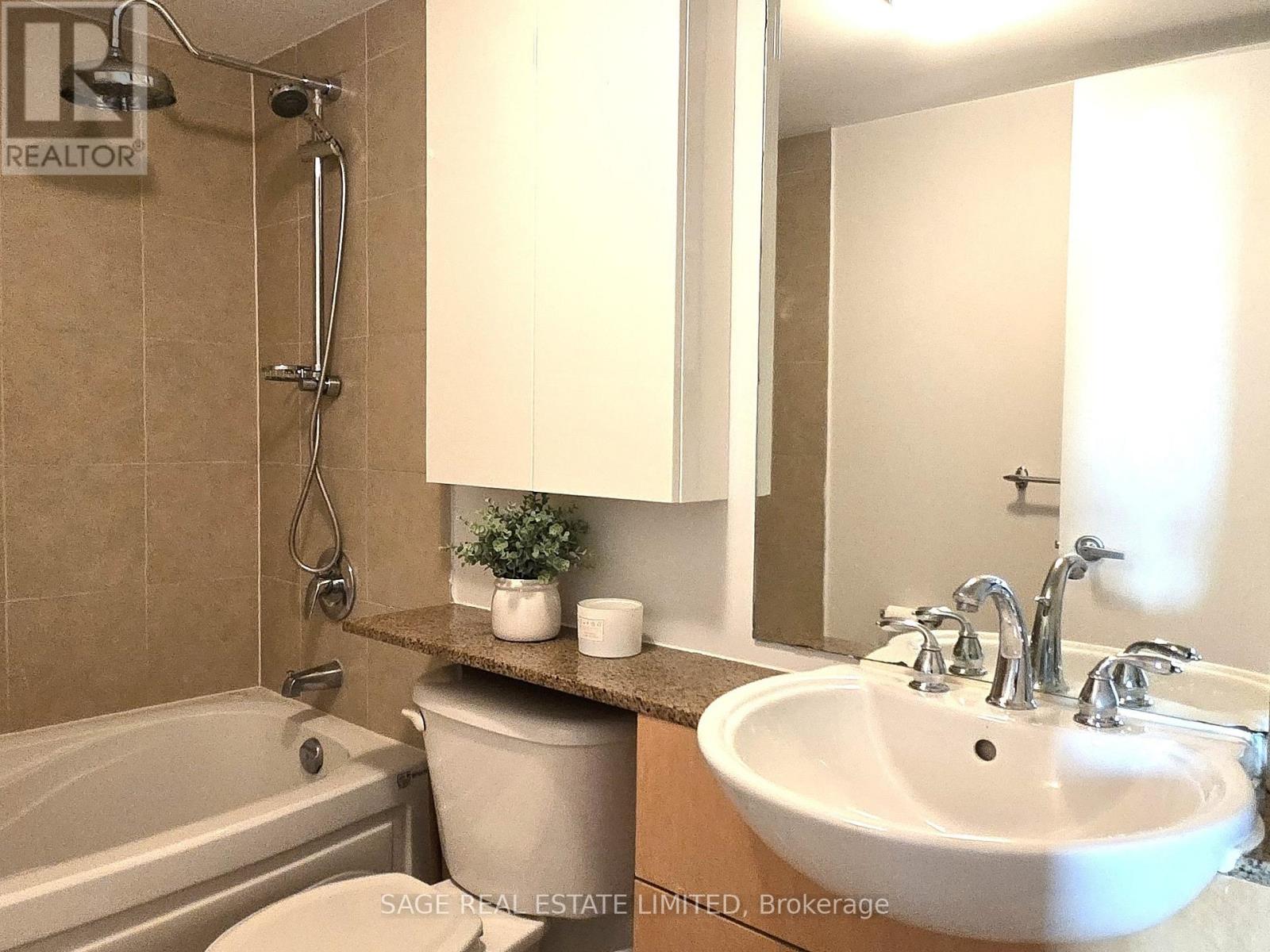 2109 - 361 Front Street W, Toronto, Ontario  M5V 3R5 - Photo 17 - C13803316