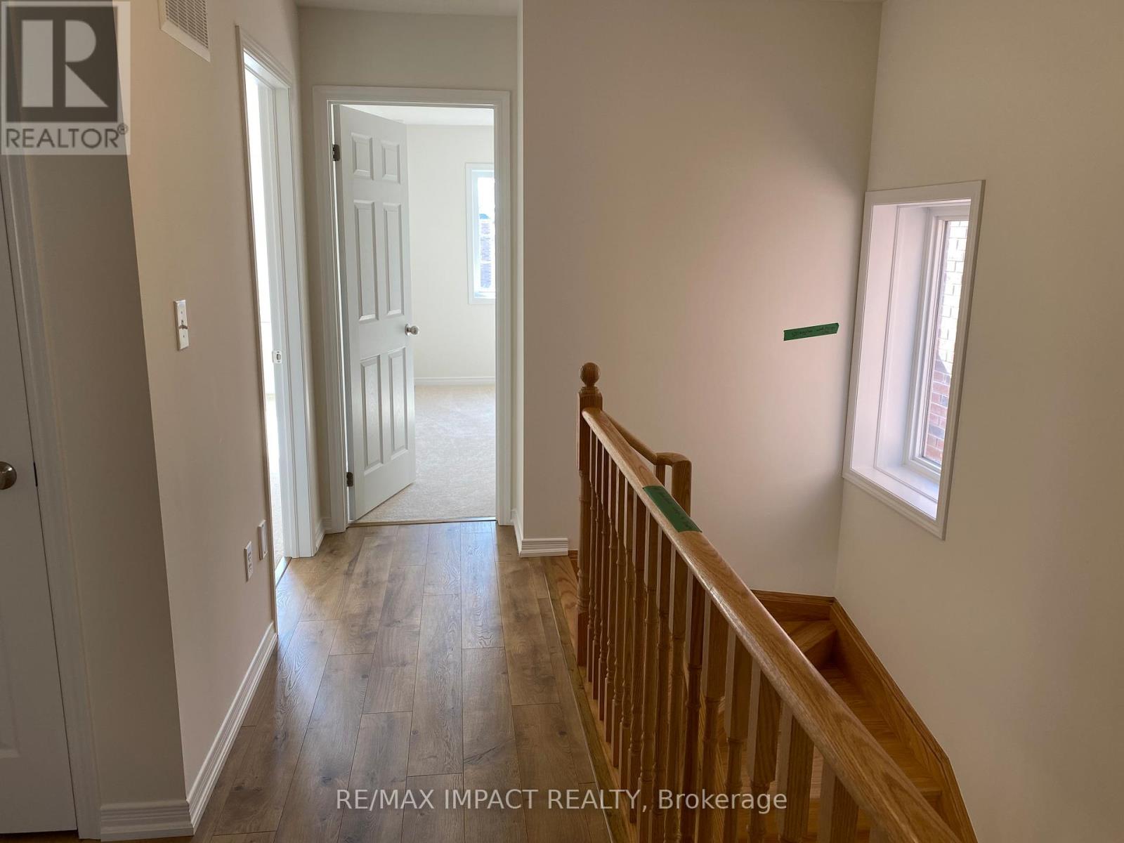 144 Ice Palace Crescent, Oshawa, Ontario  L1L 0G9 - Photo 9 - E13803246